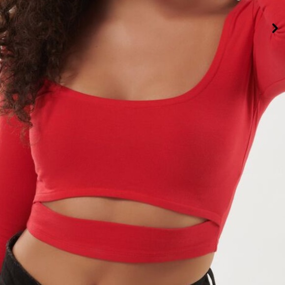 Garage Cut-out crop top - Picture 2 of 2